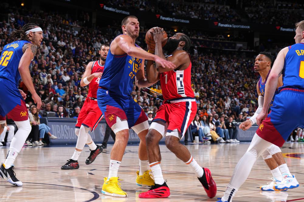 却远不止如 却远不止如